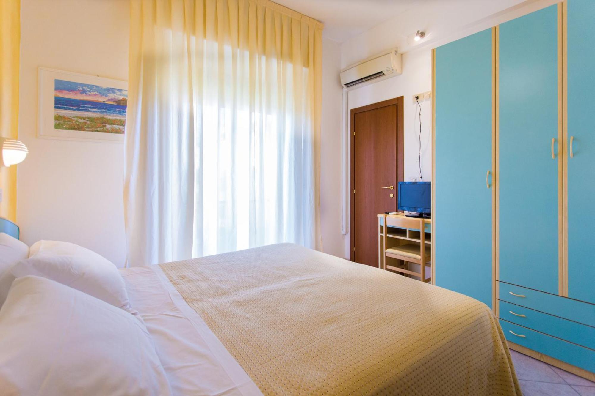 Hotel De La Ville Rimini Zewnętrze zdjęcie